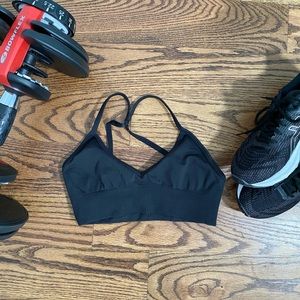 Black lululemon ebb to street bra